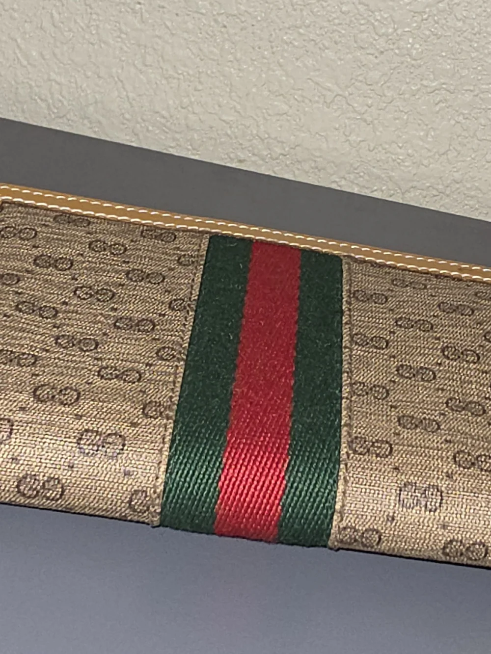 Gucci Wallet Canvas withTan Leather Trim and Interior - Picture 3 of 10